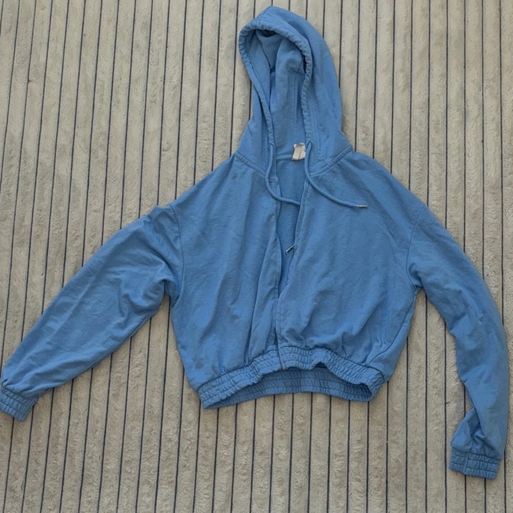 Stylish Blue Cropped Hoodie